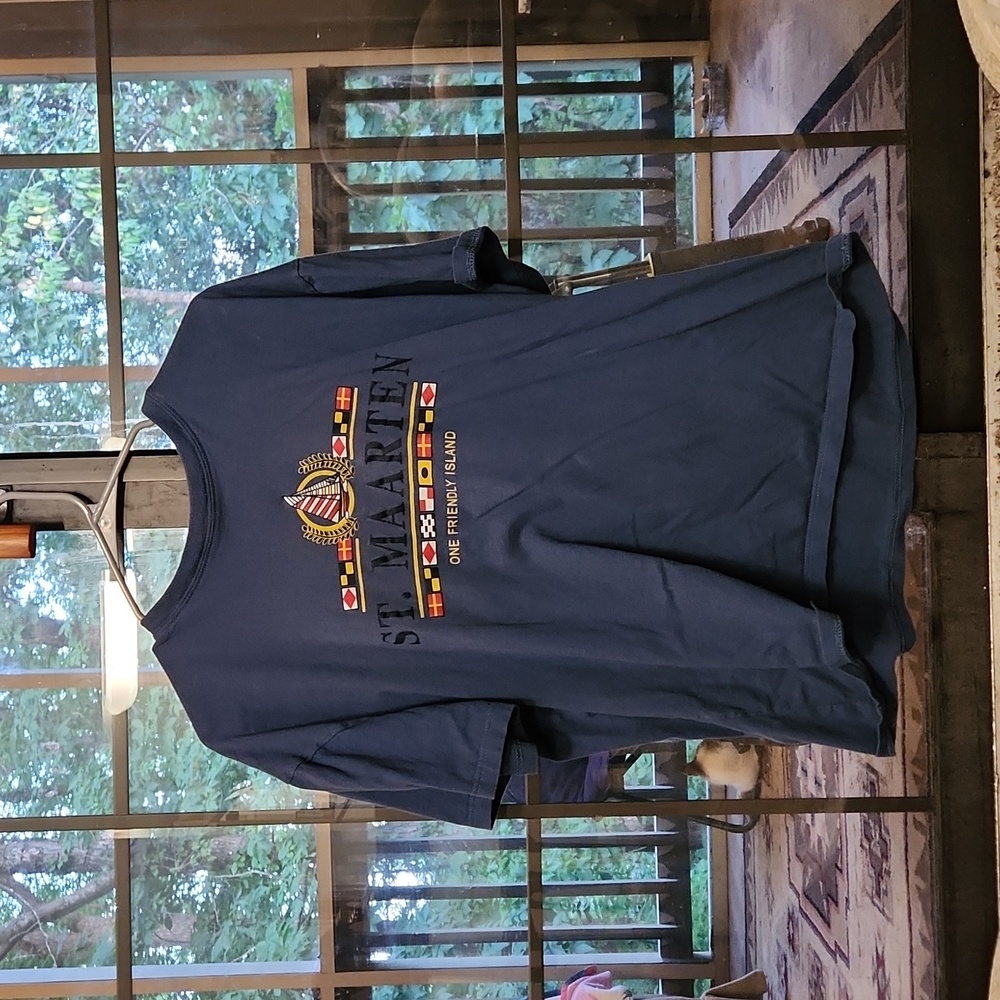 island tee